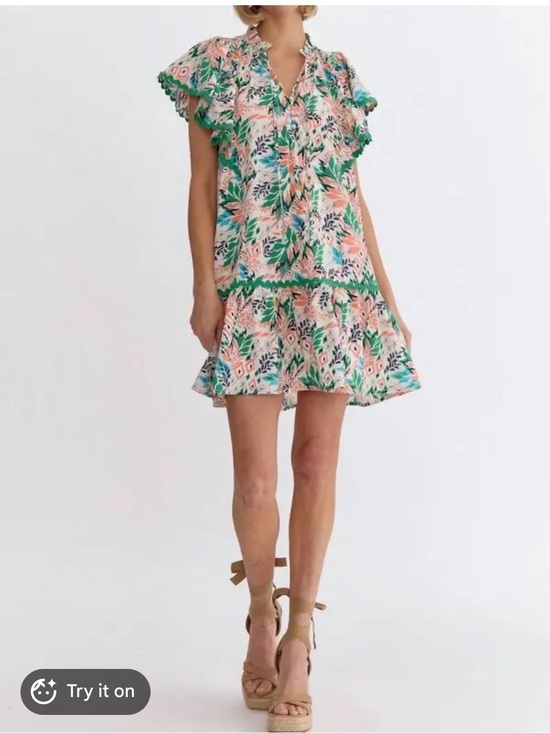 entro Dresses & Skirts - entro Leaf Print V-neck Short Midi Dress